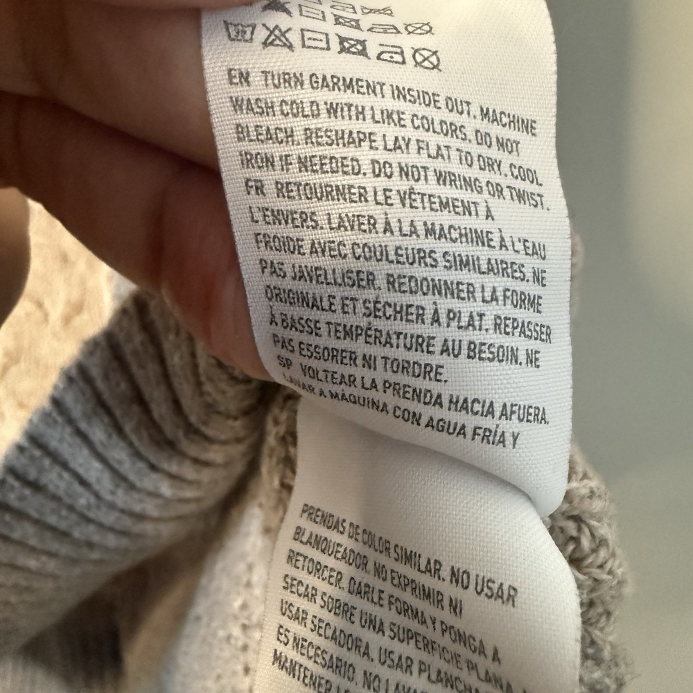 American Eagle Cable Knit Sweater Crew Neck Beige Soft Stretch Sz XS Cotton/Wool - Picture 4 of 7